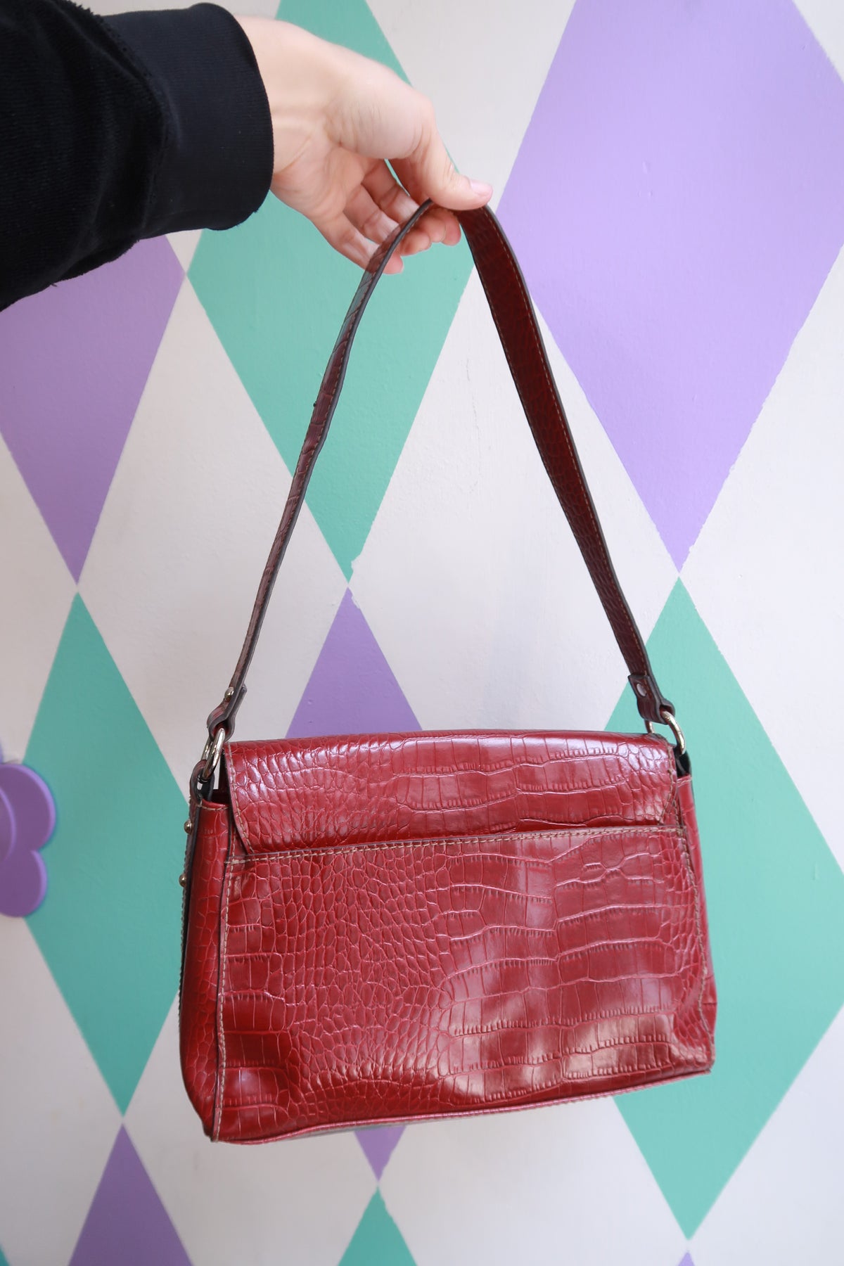 Red croc-embossed shoulder bag by Elektra Vintage, vintage 2000s Y2K faux crocodile flap purse with textured leather finish.