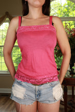 Load image into Gallery viewer, Pink beaded lace trim cami tank top for women by Elektra Vintage, featuring vintage Y2K style and delicate lace details.
