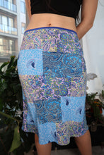 Load image into Gallery viewer, Vintage 2000s Blue Paisley Pattern Midi Skirt
