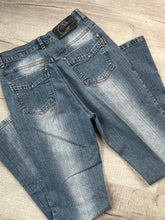 Load image into Gallery viewer, 2000s Vintage Light Wash Denim Low Rise Jeans
