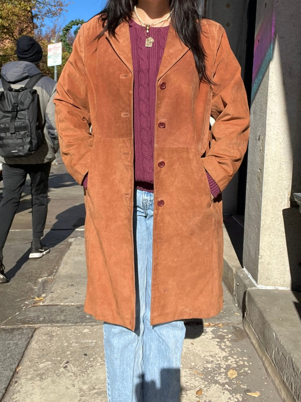 Elektra Vintage suede coat with classic design, featuring a soft, worn-in texture and a tailored fit for timeless style.