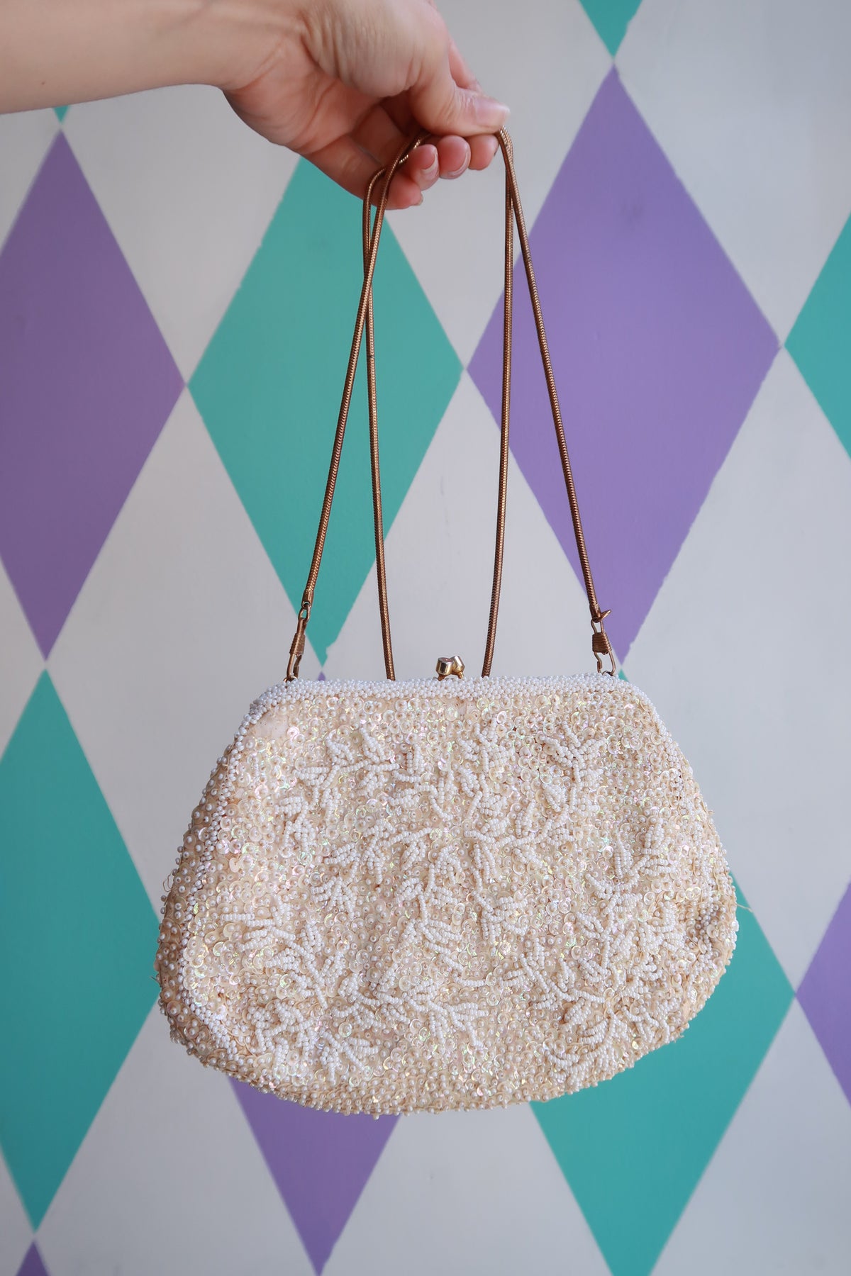 Ivory iridescent beaded sequin vintage evening bag with gold chain strap, Elektra Vintage bridal clutch for elegant occasions