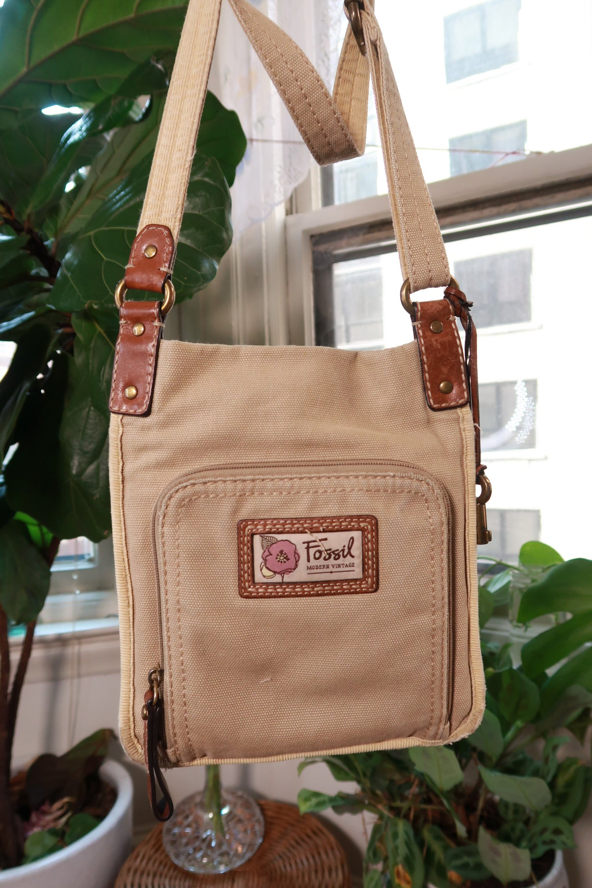 Vintage Fossil Beige Canvas Leather Trim Crossbody Bag