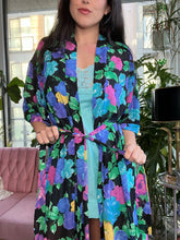 Load image into Gallery viewer, Vintage Vibrant Floral Full Length Robe sz Medium
