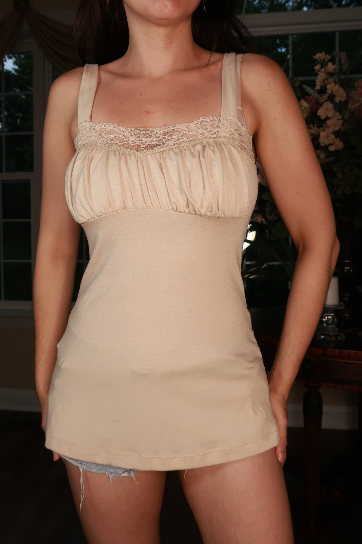 Vintage Y2K Beige Lace Trim Gathered Bust Cami Top