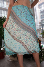 Load image into Gallery viewer, Vintage 2000s Paisley Skirt
