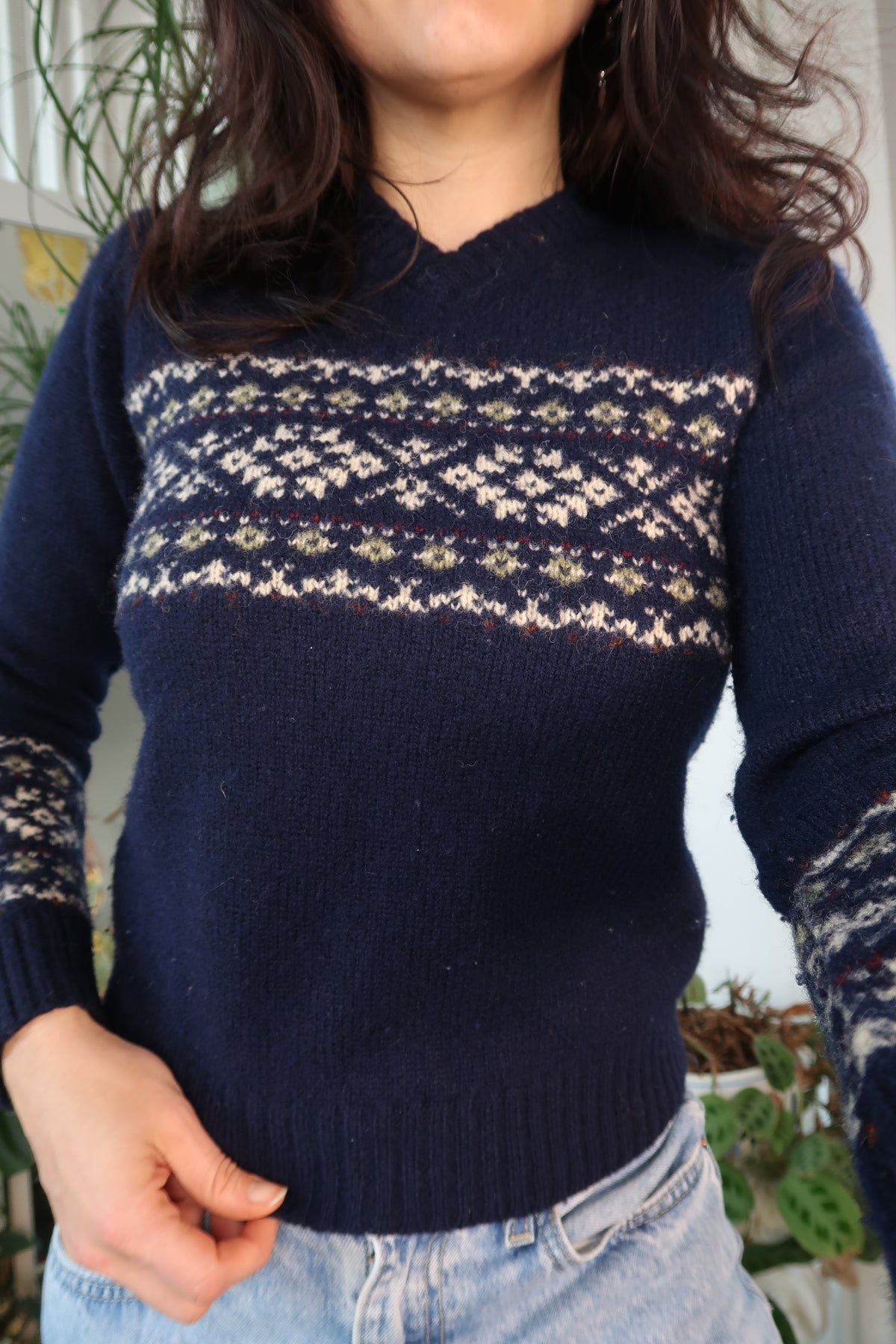 Vintage 2000s Abercrombie Wool Fair Isle V Neck Sweater - Elektra Vintage