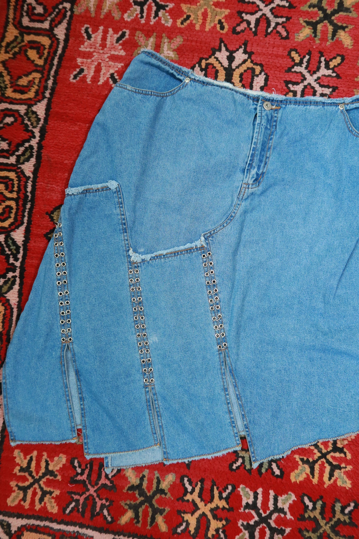 Vintage 2000s Plus Size Denim Midi Skirt Silver Grommet Chain Link Panel Jean Skirt