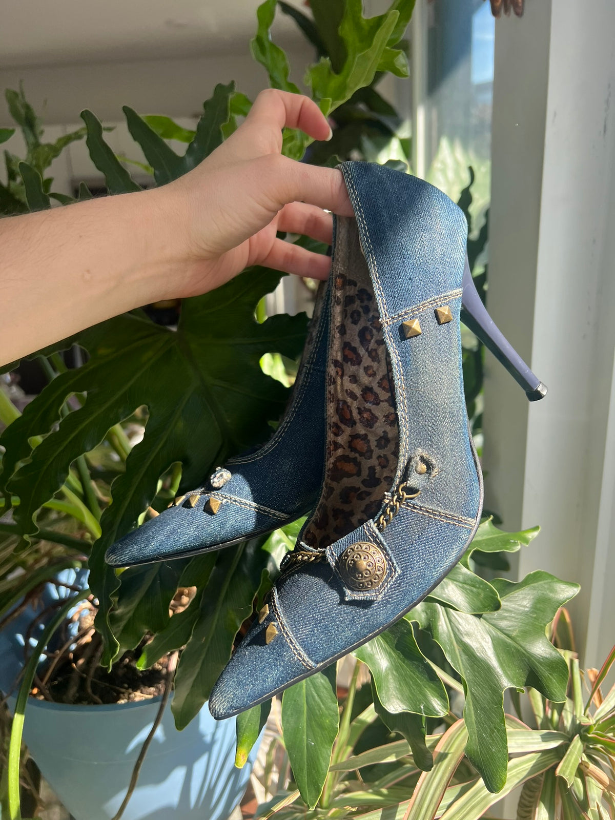 2000s Vintage Denim Pointed Toe Heels - Elektra Vintage