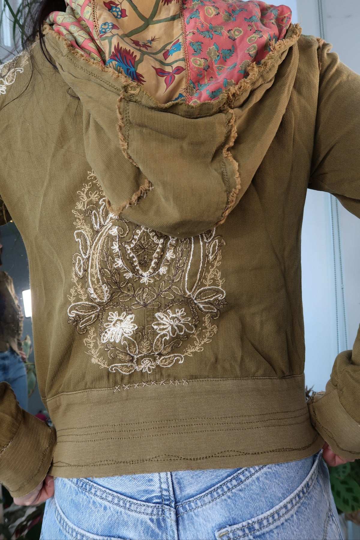 Vintage 200s Da-Nang Zip Up Hoodie