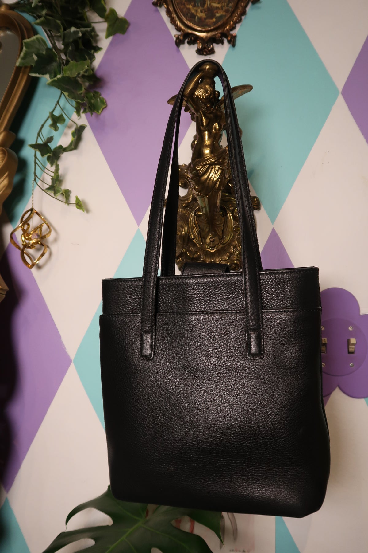 Vintage Coach Black Leather Tote Bag — Full-Grain Pebbled Leather Style F0P-6810