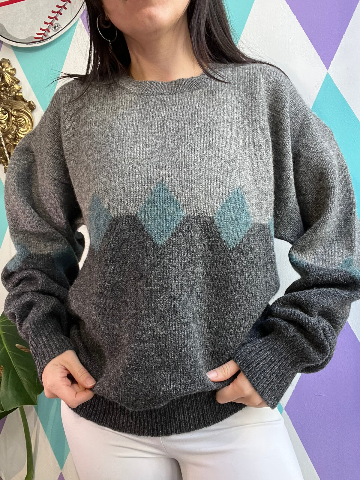 Vintage Wool Grey Argyle Sweater - Elektra Vintage