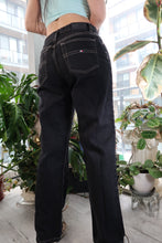 Load image into Gallery viewer, Vintage Black Tommy Hilfiger Denim Jeans
