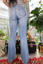 Load image into Gallery viewer, Vintage 2000s Converse Denim Jeans
