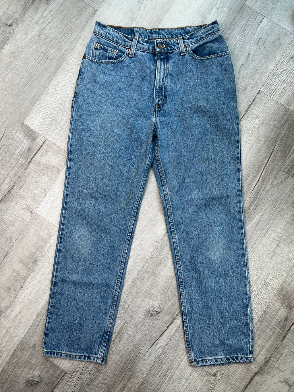 Vintage Levi's 512 Medium Wash Denim Jeans - Elektra Vintage