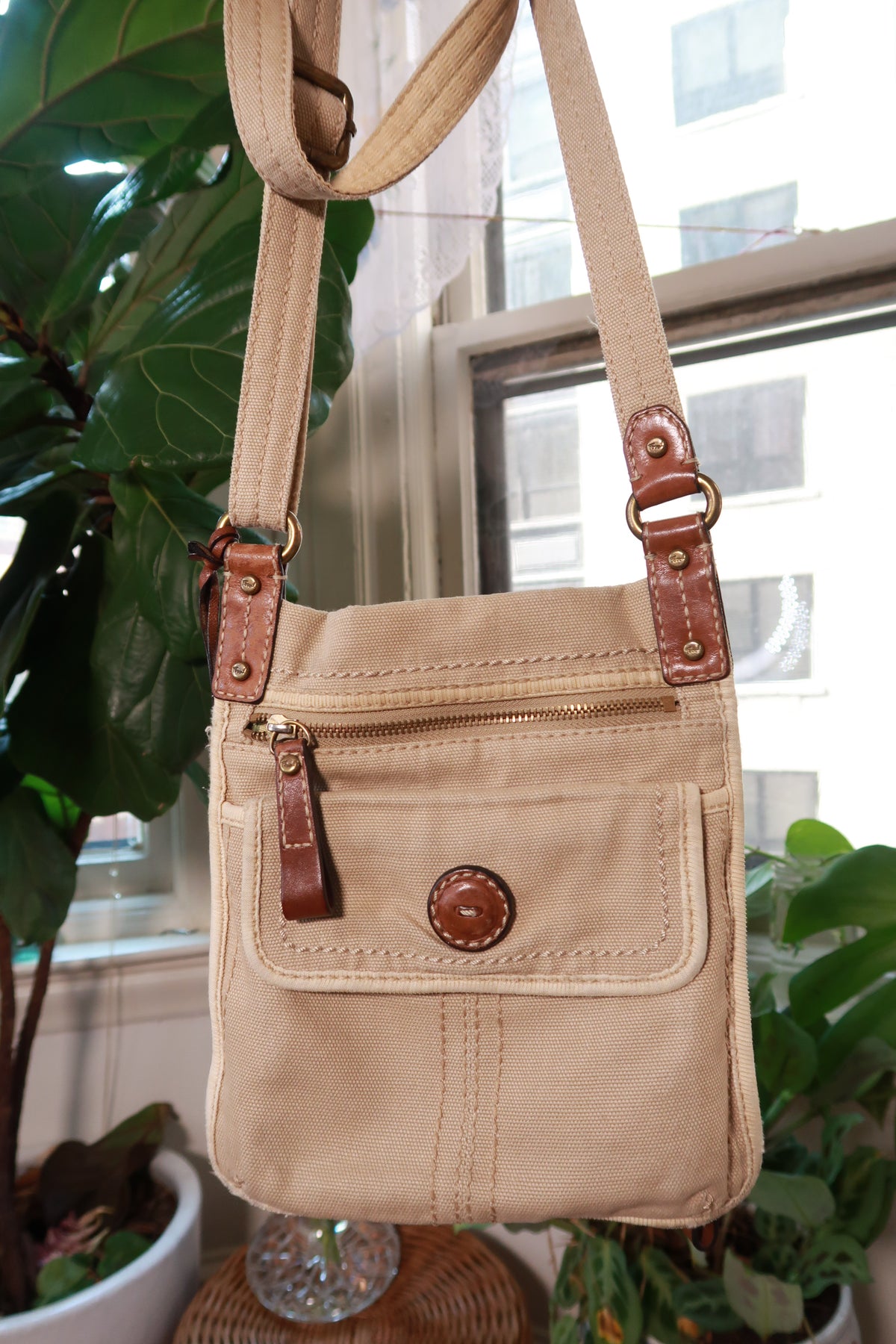 Vintage Fossil Beige Canvas Leather Trim Crossbody Bag