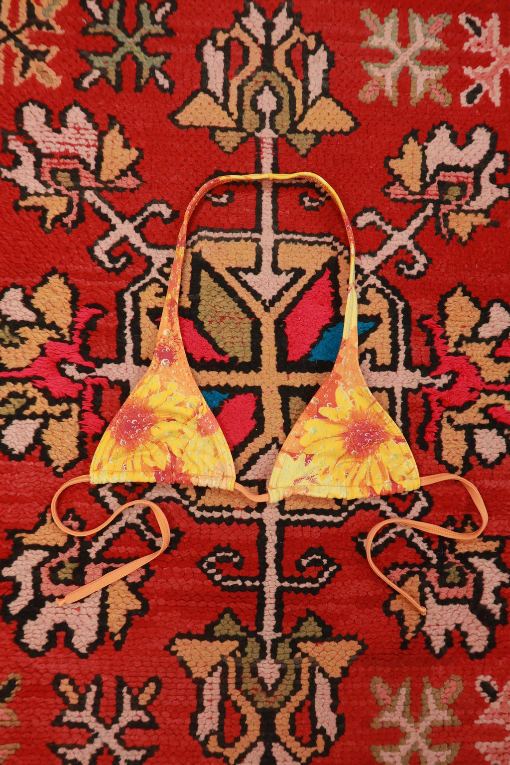 Vintage 2000s Brazilian sunflower print triangle bikini top for women by Elektra Vintage, featuring vibrant floral design.