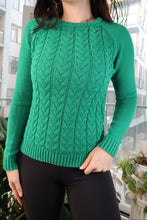 Load image into Gallery viewer, Vintage Kelly Green Knit Sweater
