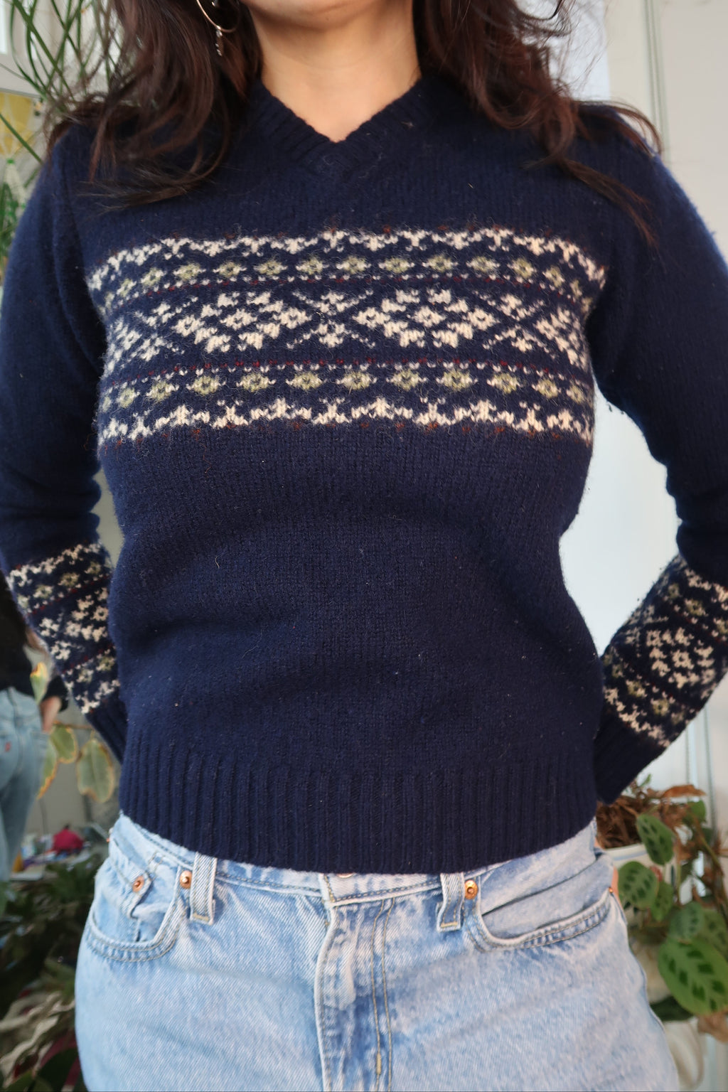 Vintage 2000s Abercrombie Wool Fair Isle V Neck Sweater - Elektra Vintage