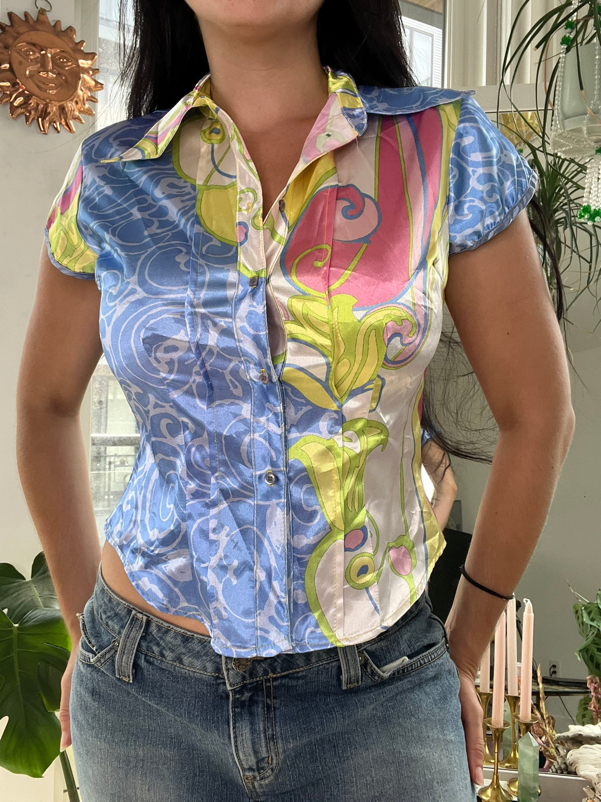 Vintage 2000s abstract button-up blouse by Elektra Vintage, women's top featuring a colorful, artistic print and classic collar.