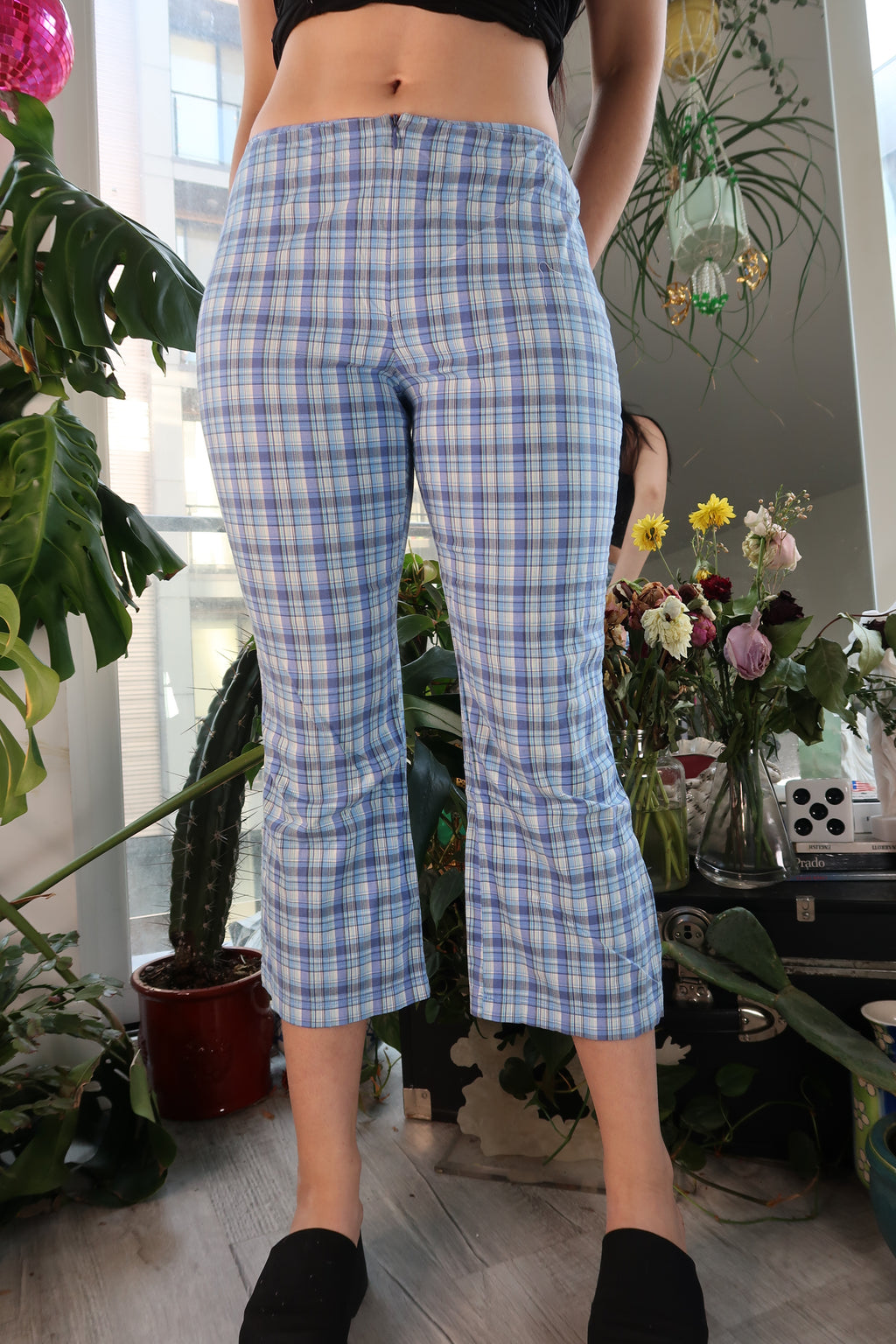 Vintage 2000s Blue Plaid Capri Pants