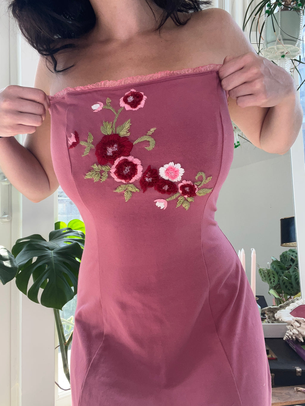 Vintage Betsey Johnson embroidered floral strapless dress from Elektra Vintage, featuring colorful floral embroidery and a fitted silhouette.