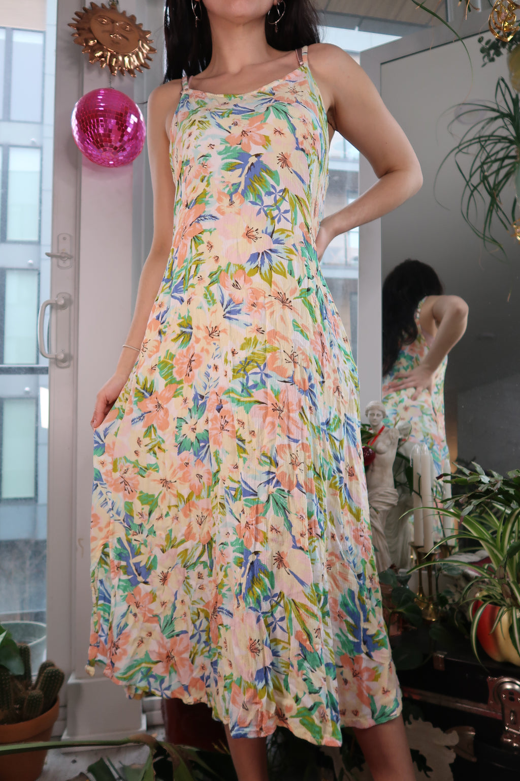 Vintage Tropical Floral Midi Dress by Elektra Vintage, featuring vibrant floral pattern and elegant midi length.