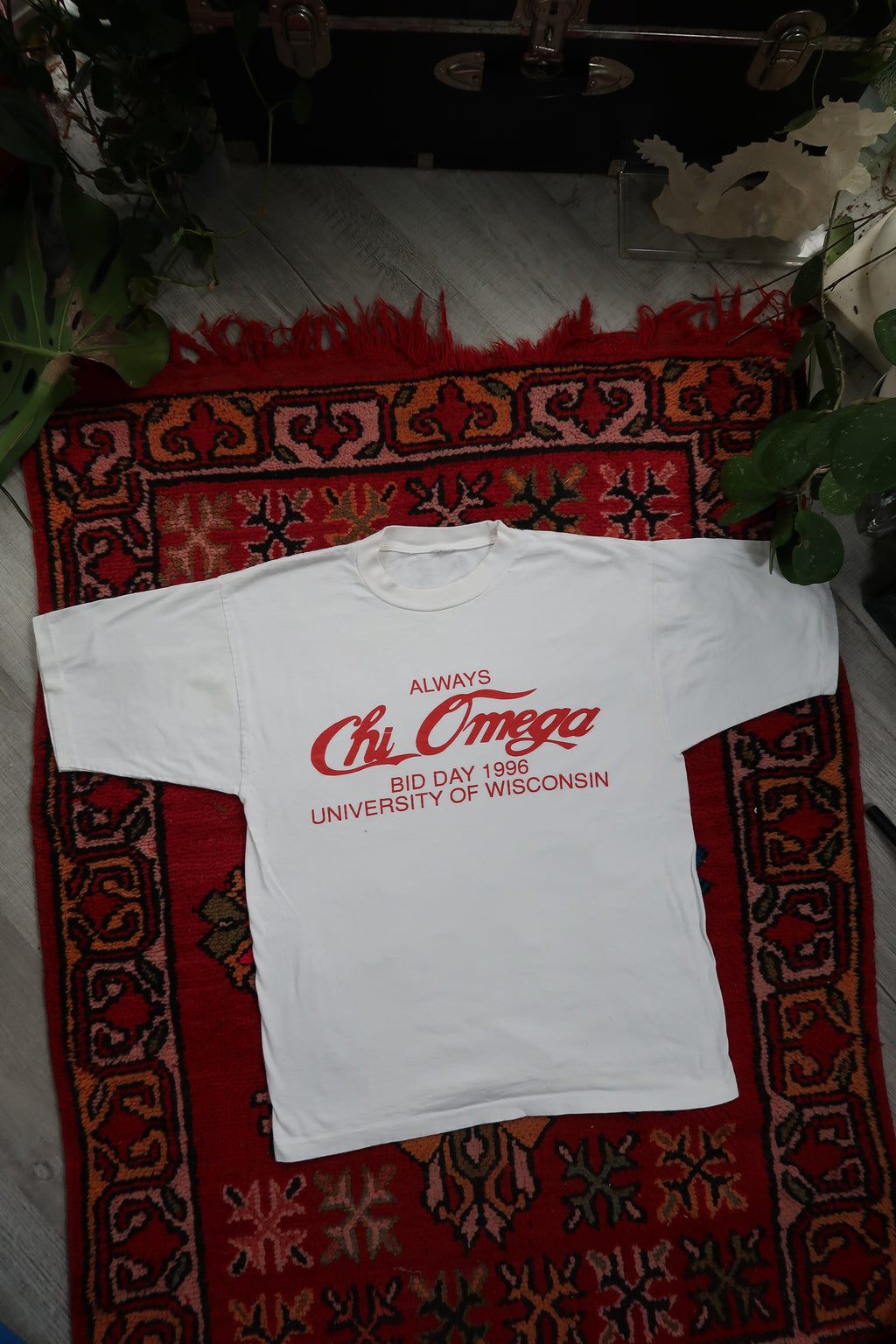 96 Always Chi Omega University of Washington T shirt - Elektra Vintage