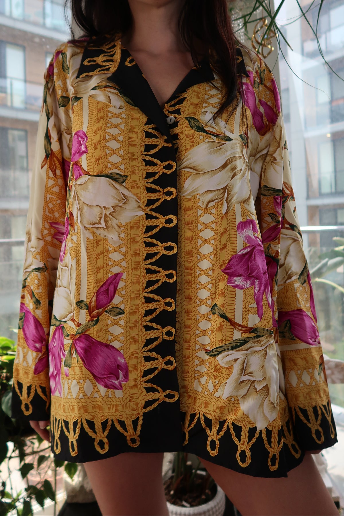 Vintage Elektra Vintage women's silk floral baroque shirt with bold gold and orchid print, featuring a stylish, elegant design.
