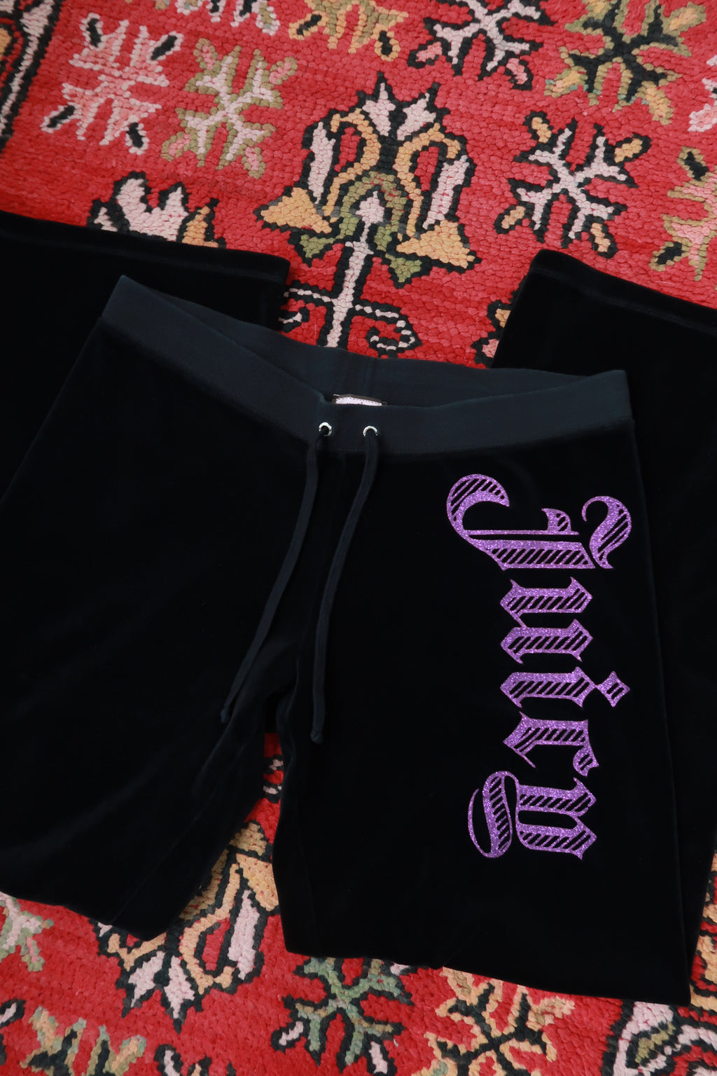 Vintage Y2K Black Juicy Couture Velour Cropped Lounge Pants
