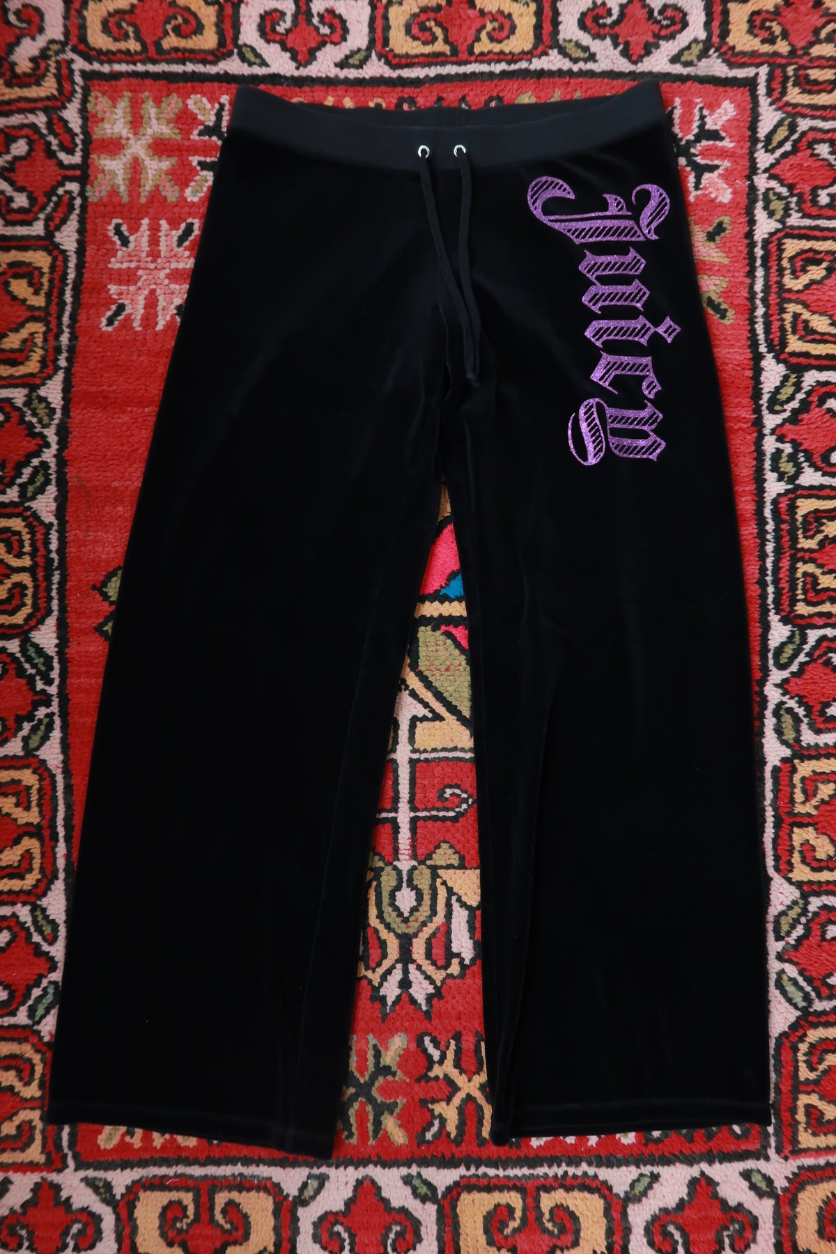 Vintage Y2K Black Juicy Couture Velour Cropped Lounge Pants