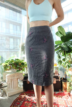 Load image into Gallery viewer, Vintage Tocca Wool-Blend Grey Pencil Skirt with Pink Embroidered Details
