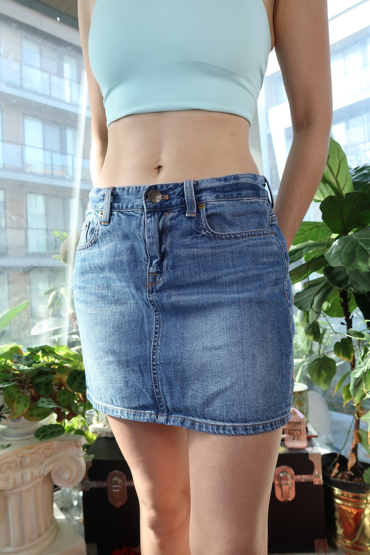 Vintage 2000s Mid Rise Denim Mini Skirt - Elektra Vintage