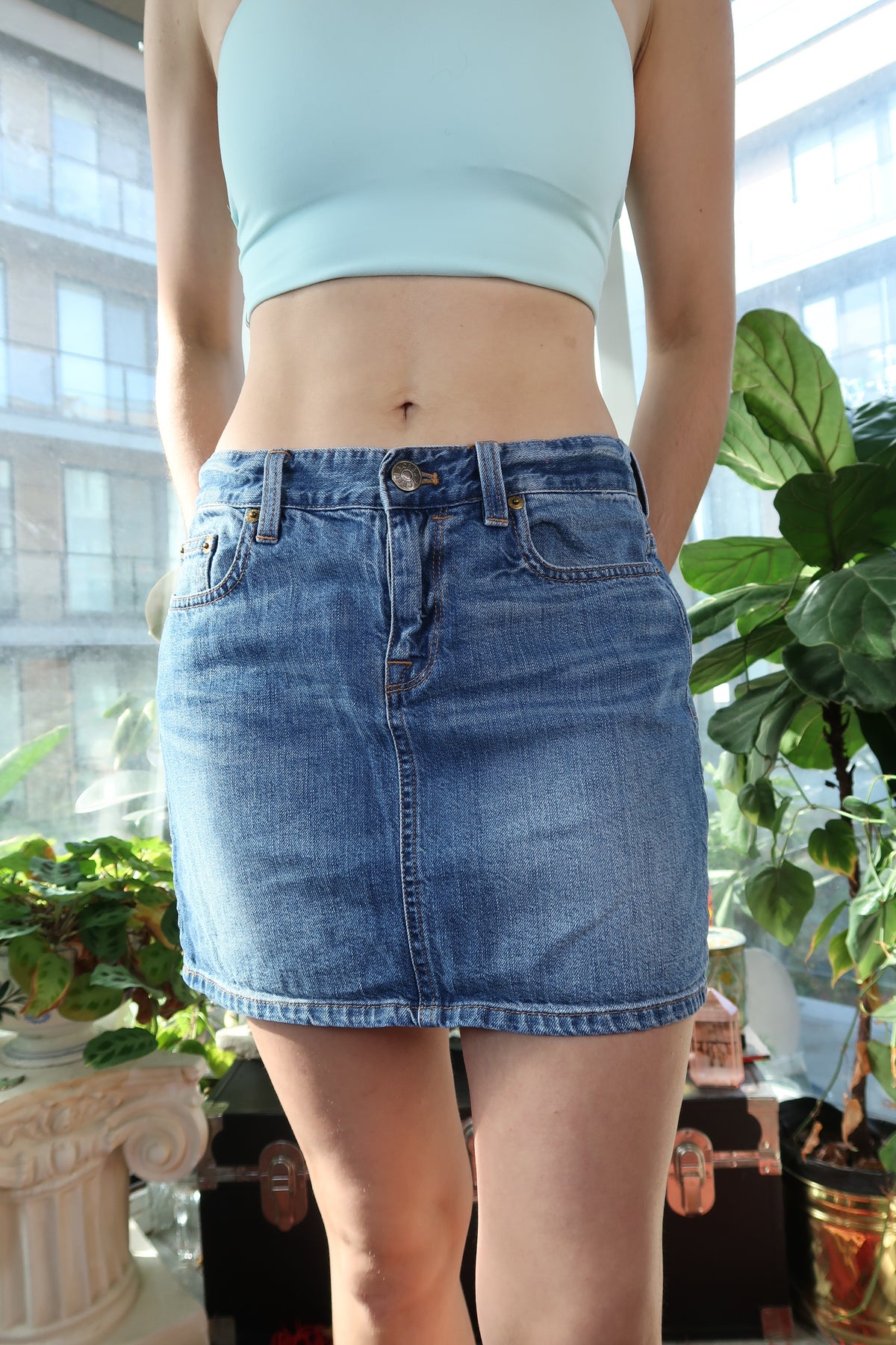 Vintage 2000s Mid Rise Denim Mini Skirt - Elektra Vintage