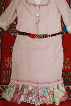 Load image into Gallery viewer, Vintage Pink Tweed Floral Velvet Trim Skirt Suit Set
