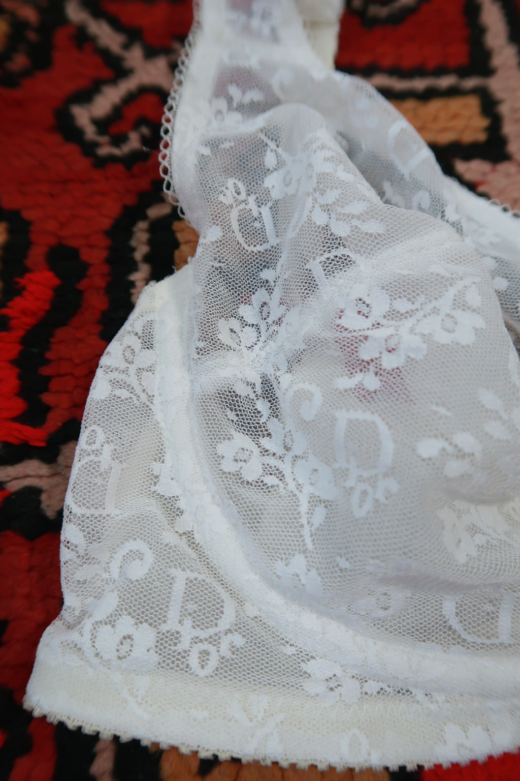 Vintage Christian Dior White Sheer Floral Lace Underwire Bra