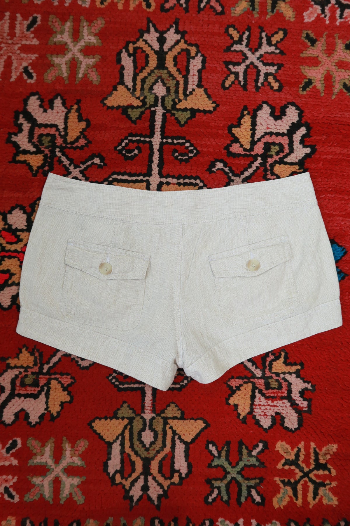 Vintage Express Ivory Sailor Button Cuffed Shorts