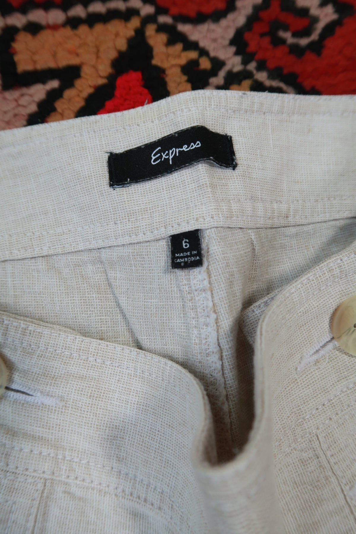 Vintage Express Ivory Sailor Button Cuffed Shorts
