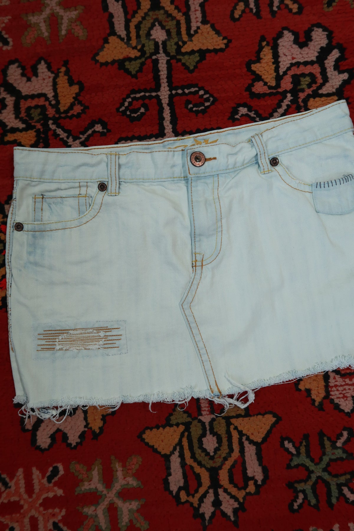 Vintage Y2K Embroidered Denim Mini Skirt