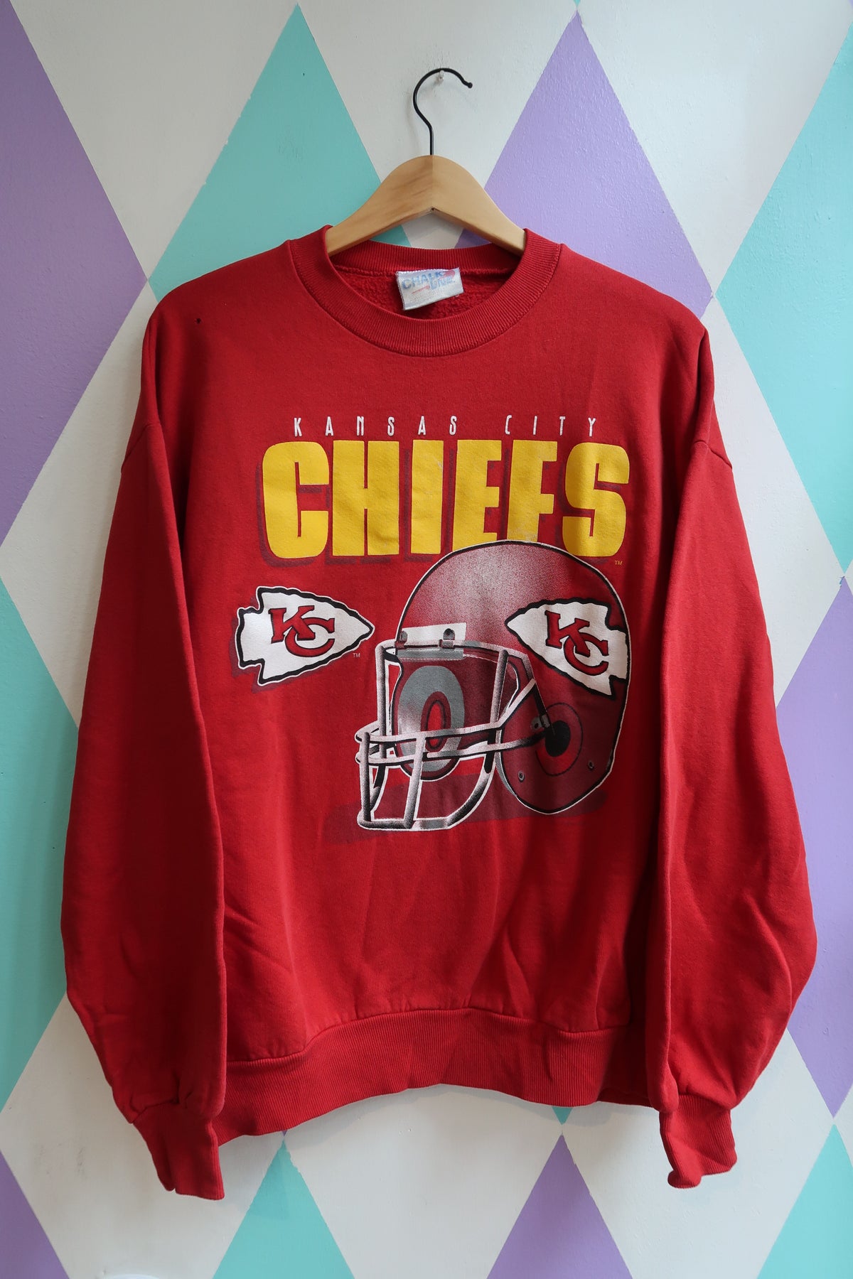 Vintage Kansas City Chiefs Graphic Sweatshirt – 90s NFL Crewneck
