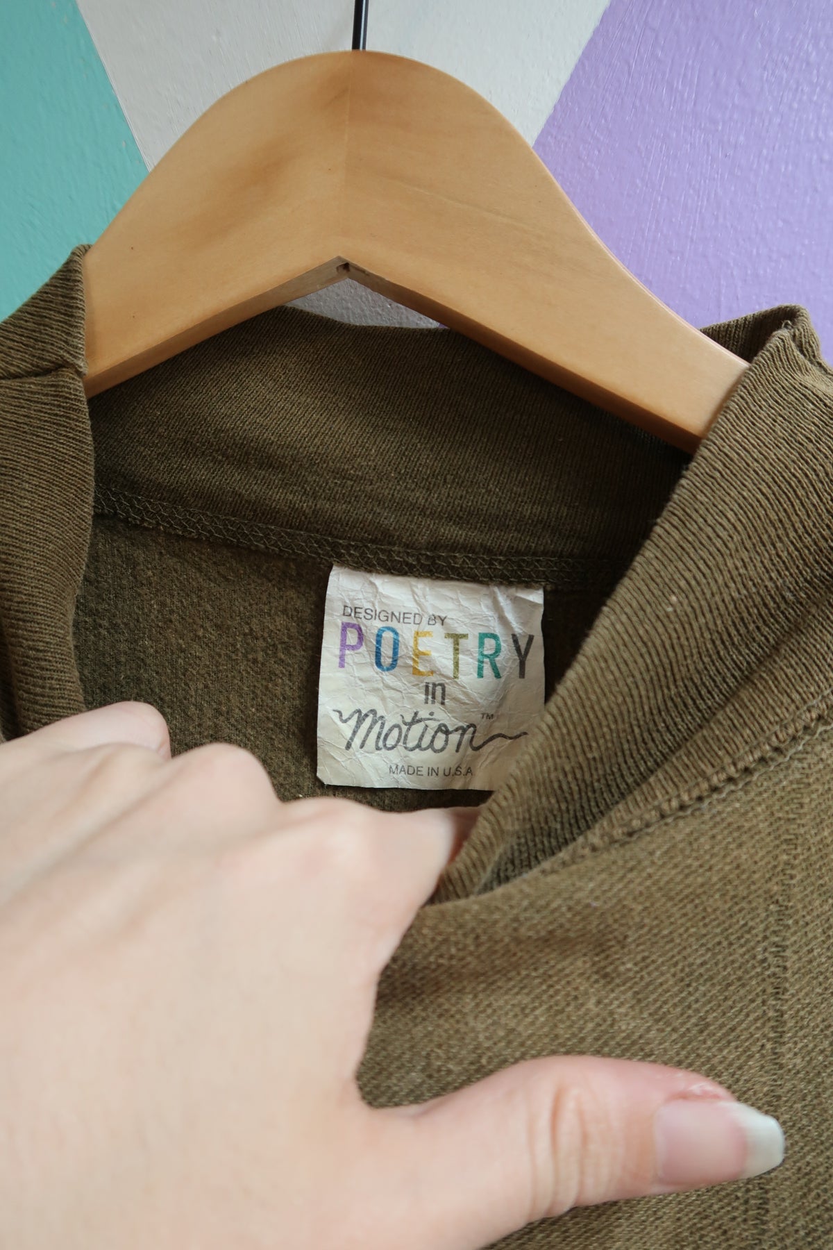 Vintage Olive Green “International” Graphic Sweatshirt – 90s Streetwear Pullover - Elektra Vintage