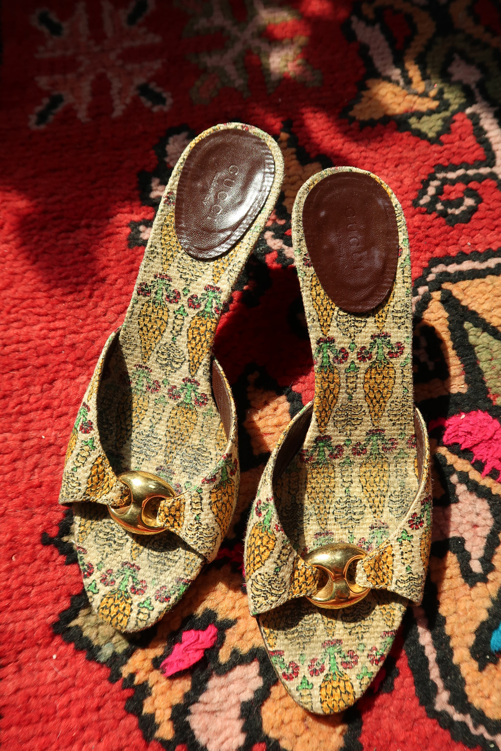 Gucci Pigna Pineapple Print Canvas Mules - Elektra Vintage