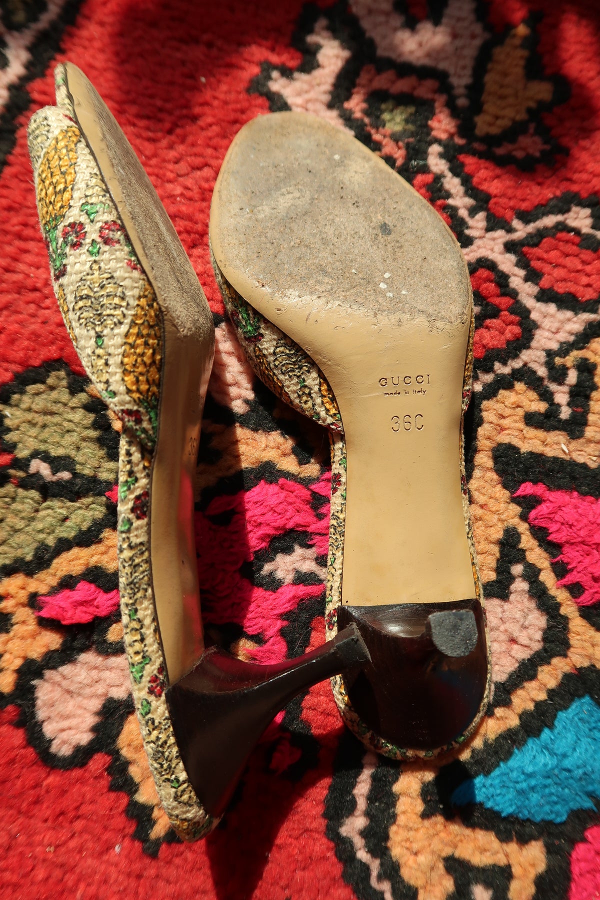Gucci Pigna Pineapple Print Canvas Mules - Elektra Vintage