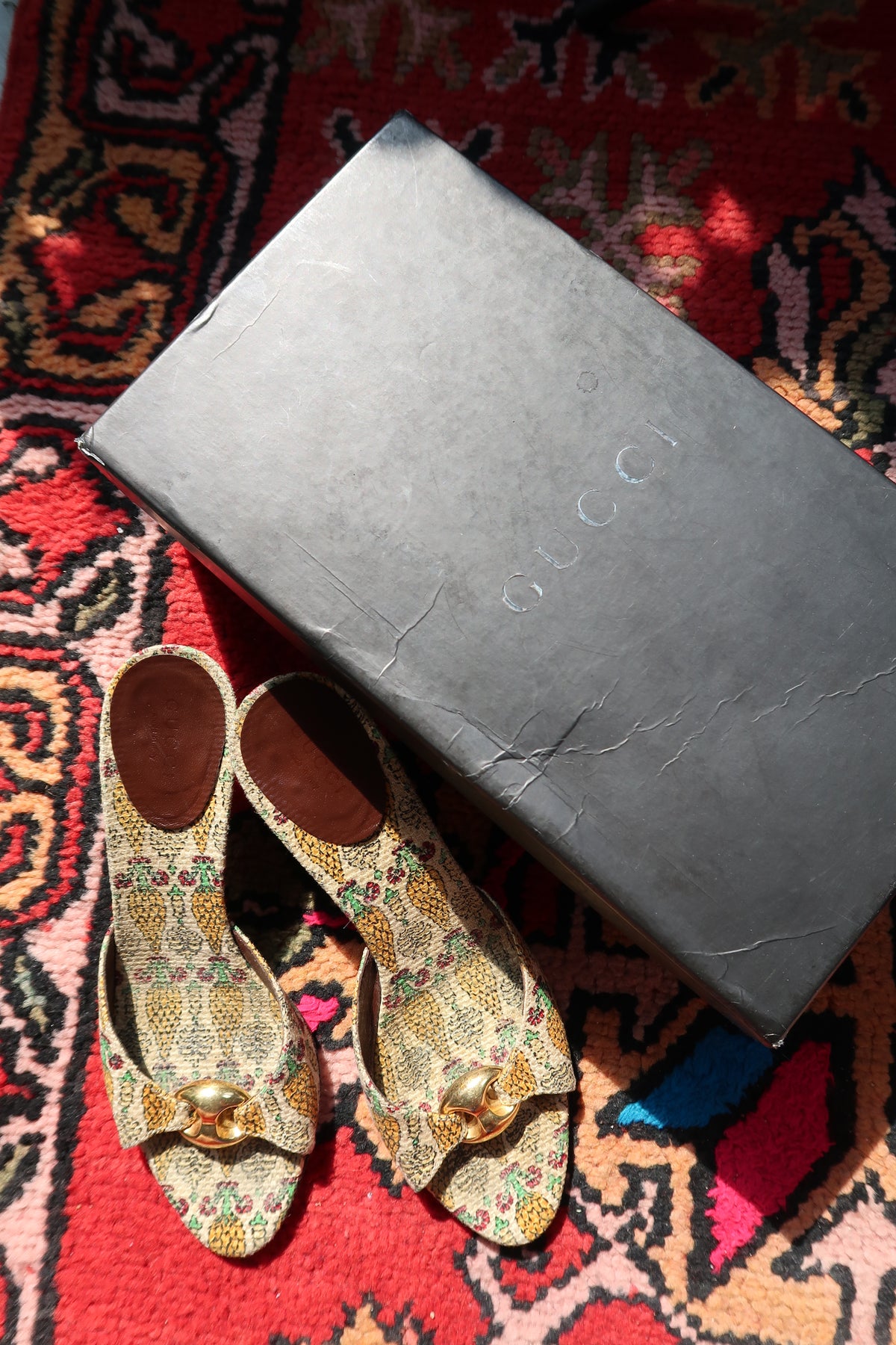 Gucci Pigna Pineapple Print Canvas Mules - Elektra Vintage