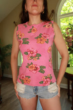 Load image into Gallery viewer, Vintage 2000s Gap Pink Floral Sleeveless Top
