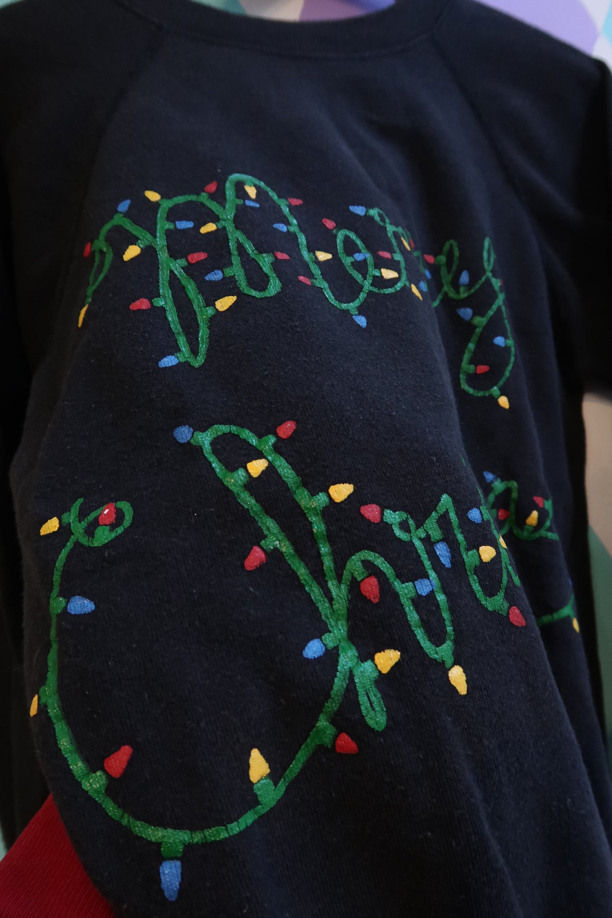 Vintage 90s “Merry Christmas” Puff Paint Holiday Light Graphic Sweatshirt - Elektra Vintage