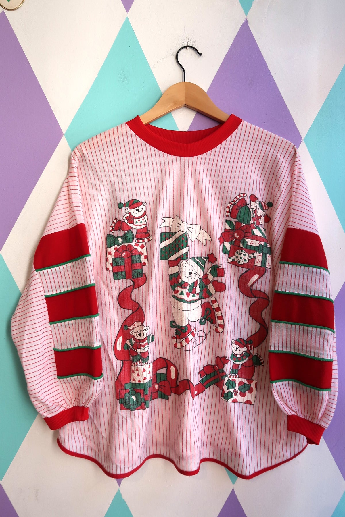 Vintage 90s Christmas Polar Bear Gift Stack Graphic Stripe Pullover - Elektra Vintage