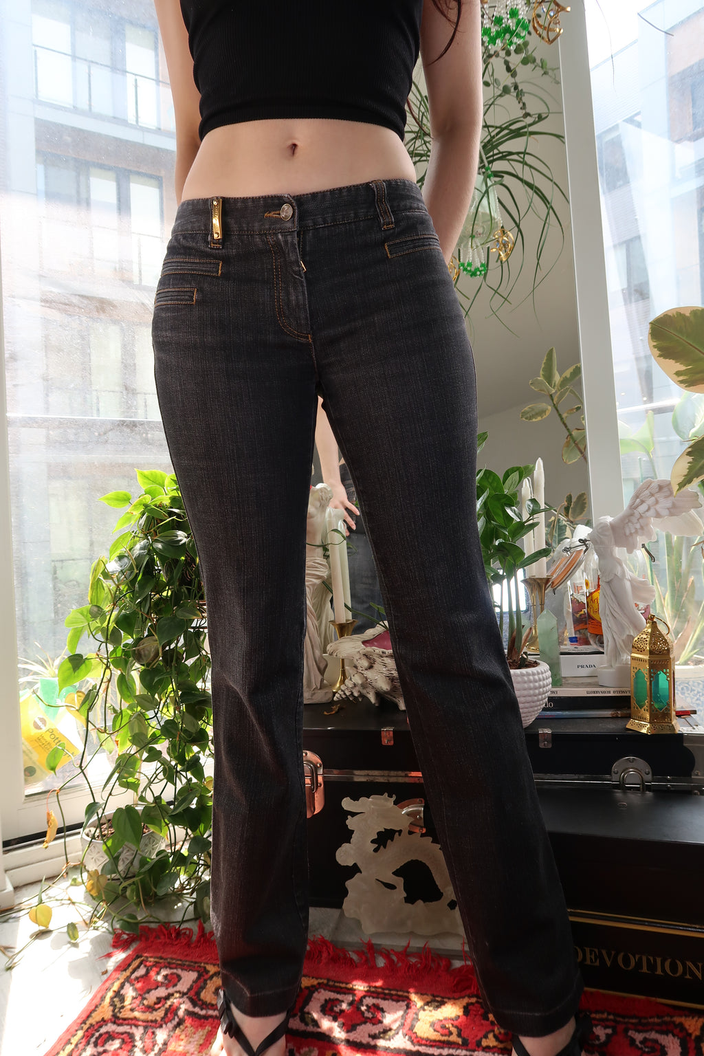 Vintage Dolce & Gabbana Low-Rise Jeans – Dark Wash Bootcut with Contrast Stitching