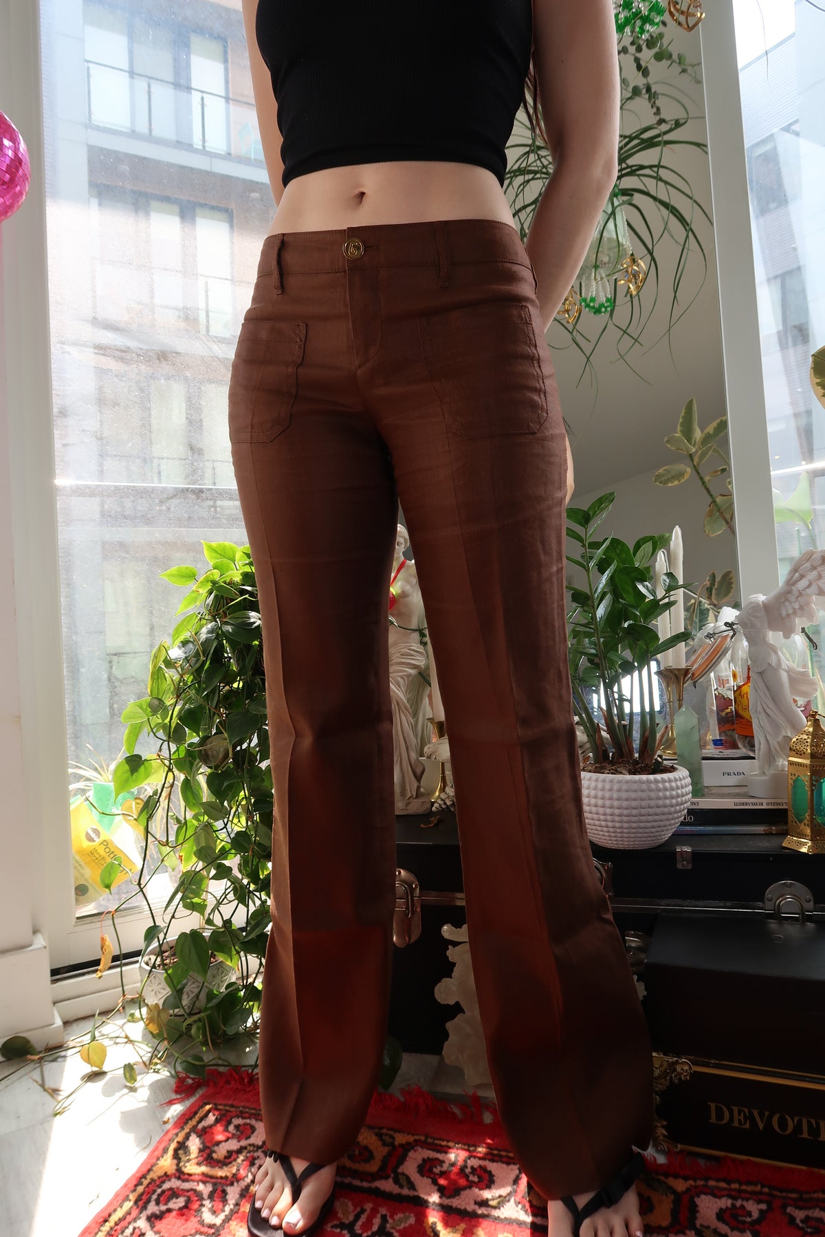 Gucci Silk & Hemp Pants – Brown Wide-Leg Trousers with Gold Button Detail - Elektra Vintage