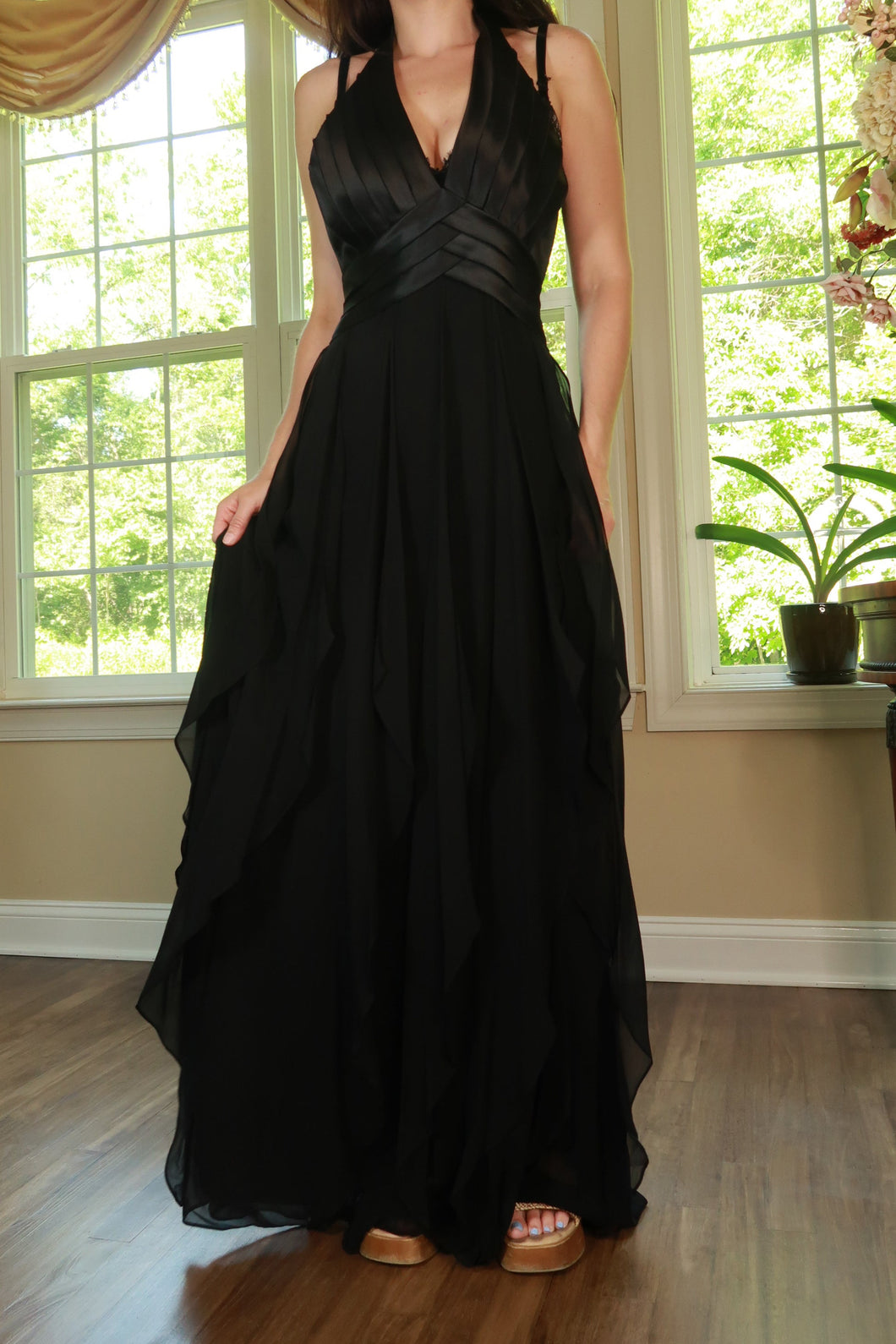Vintage 2000s BCBG Max Azria Black Silk Halter Gown – Elektra Vintage